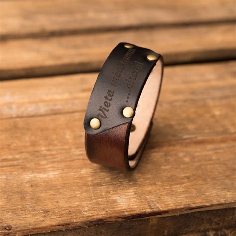 unique leather bracelets for women.